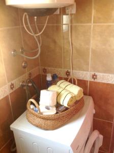 Kylpyhuone majoituspaikassa 2 bedrooms appartement at Radovici 900 m away from the beach with furnished balcony and wifi