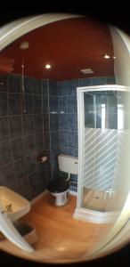 Koupelna v ubytování 6 berth ground floor flat Glen Villa 2