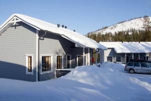 Sallainen Cottages žiemą