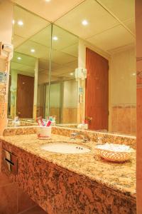 Un baño de Hotel Revolución