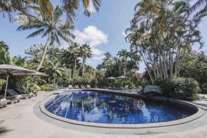 Bazén v ubytování Pacific Resort Rarotonga nebo v jeho okolí