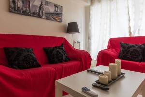 A seating area at Nice Flat -200m Center-2 Baths- 3 Bedrooms 5pers