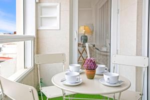 Príslušenstvo na prípravu kávy alebo čaju v ubytovaní Genteel Home San Pablo