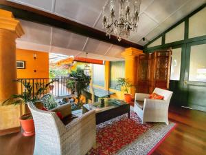 Predel za sedenje v nastanitvi Yeng Keng Hotel