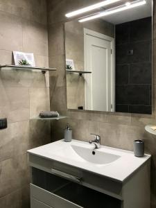 Bilik mandi di lucushouse I +11 gambar