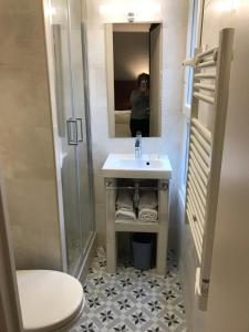 Koupelna v ubytování Relais Bergson