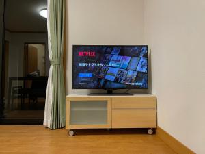 TV a/nebo společenská místnost v ubytování 薬水君近江八幡水郷民泊貸し切り