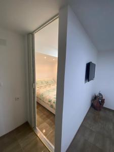 TV a/nebo společenská místnost v ubytování Apartman "Majka"