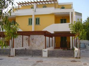 The building in which az apartmanhoteleket is located