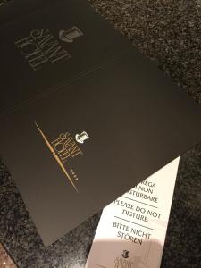 Certifikát, hodnocení, plakát nebo jiný dokument vystavený v ubytování Savant Hotel