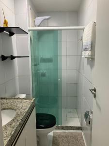 Bilik mandi di Muro Alto Condomínio Clube - Flat