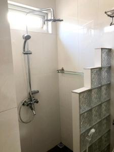 Phòng tắm tại Comfortable Apartment with City View in Bel Air, 90 m² +30 ảnh