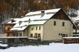 Appartement de 2 chambres a Arvieux a 800 m des pistes avec balcon amenage et wifi during the winter