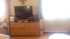 Fotografie z fotogalerie ubytování Studio chaleureux à Bagnères-de-Luchon 30 m² avec vue v destinaci Luchon + 14 fotografií