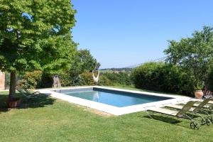 The swimming pool at or close to Charming House in Trequanda with Shared Pool