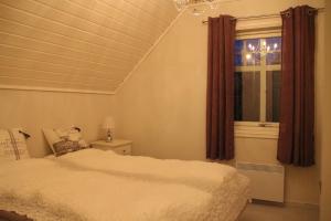 Afbeelding uit fotogalerij van Skomakergarden in Ulsteinvik