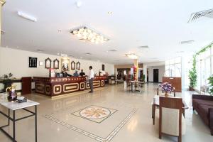 Ruang duduk di Ramee Dream Resort
