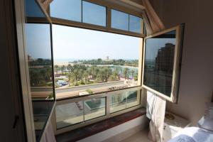 Μπαλκόνι ή βεράντα στο marina 1 apartment with sea view 303B
