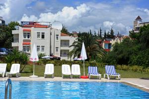 The swimming pool at or close to Side Linda Apart Hotel