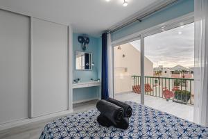 Posteľ alebo postele v izbe v ubytovaní 4bedrm RiverStylePool Best Beach Tenerife in 200m