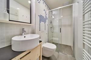 Baðherbergi á Aparthotel Svatý Vavřinec