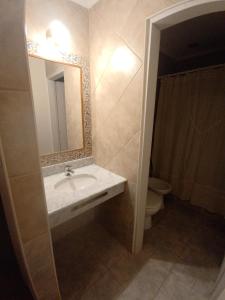 Phòng tắm tại Hotel Pilmayquen
