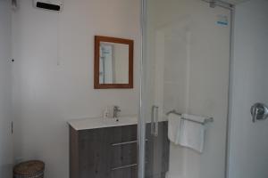 Bathroom sa Lazy Daze