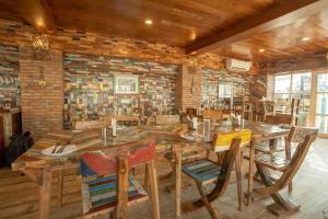 Restaurace v ubytování State Beach Resort And Spa