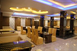 Area soggiorno di The Ravindram Hotel
