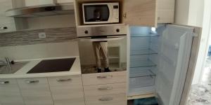 Kuchyňa alebo kuchynka v ubytovaní Station suite