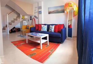 The Spot House的休息区