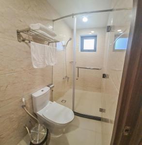 Koupelna v ubytování Hotel Trí Lê