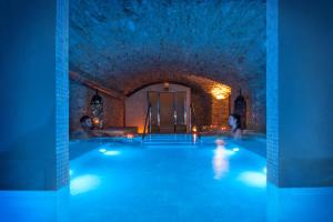Bazén v ubytování Hotel-Spa Classic Begur nebo v jeho okolí