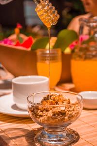 Makanan di atau berdekatan inn ini