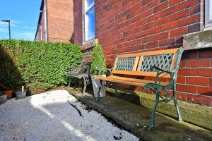 Gallery image of Spacious & Homely, 4 BR, Parking, Close to Centre in Sheffield