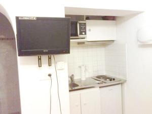 Køkken eller tekøkken på Studio charmant à Pierrefeu-du-Var, 20 m², piscine partagée