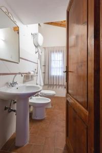 Ένα μπάνιο στο Cottage Il Gabbro