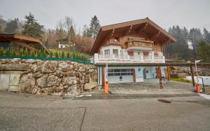 Zdjęcie z galerii obiektu Holiday Lodge Frei & Wild w mieście Viehhofen