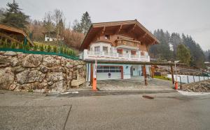 Zdjęcie z galerii obiektu Holiday Lodge Frei & Wild w mieście Viehhofen