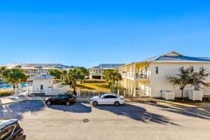 Gallery image of Crystal Beach Townhomes in Destin