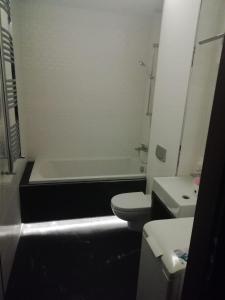 Łazienka w obiekcie Aparthotel Łódź 55 Piotrkowska