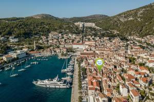 Fotografia z galérie ubytovania HVAR OUT APARTMENT v destinácii Hvar