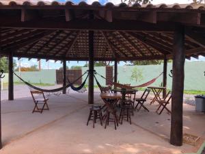 A restaurant or other place to eat at VILA CARRENHO