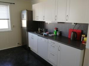 Kuchyň nebo kuchyňský kout v ubytování Lofoten Villa