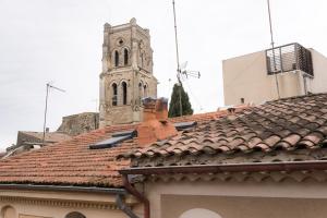 Φωτογραφία από το άλμπουμ του Ravissant Triplex et Duplex au Centre de Pont St Esprit σε Pont-Saint-Esprit