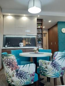 Una cocina o kitchenette en Select Lux Apartments Konaci Kopaonik