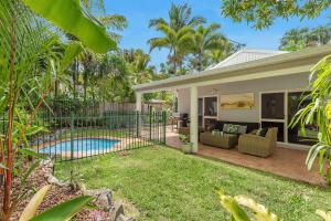 A piscina localizada em Privacy on Ti Tree ou nos arredores