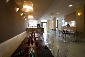Restaurace v ubytování Esatitude Hotel