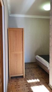 Postel nebo postele na pokoji v ubytování JINJOTEL Gyumri