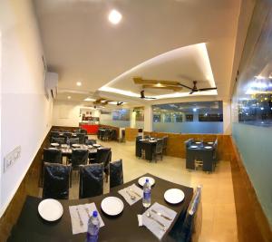 Restoran atau tempat lain untuk makan di Gateway Airport Hotel